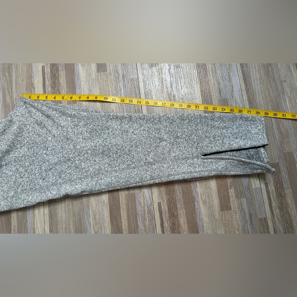 Nike Fleece Heather Gray Sweatpants with Zip Ankles, Women's Size Small - Picture 14 of 15